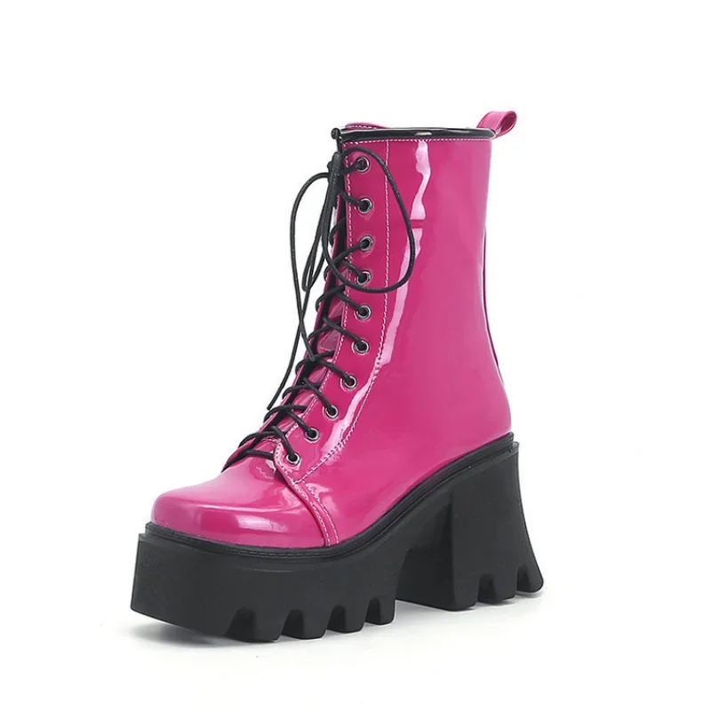 Autumn/winter ankle boots thick heel waterproof platform small short boots style patent leather square head women's shoes
Autumn/winter ankle boots thick heel waterproof platform small short boots style patent leather square head women's shoes