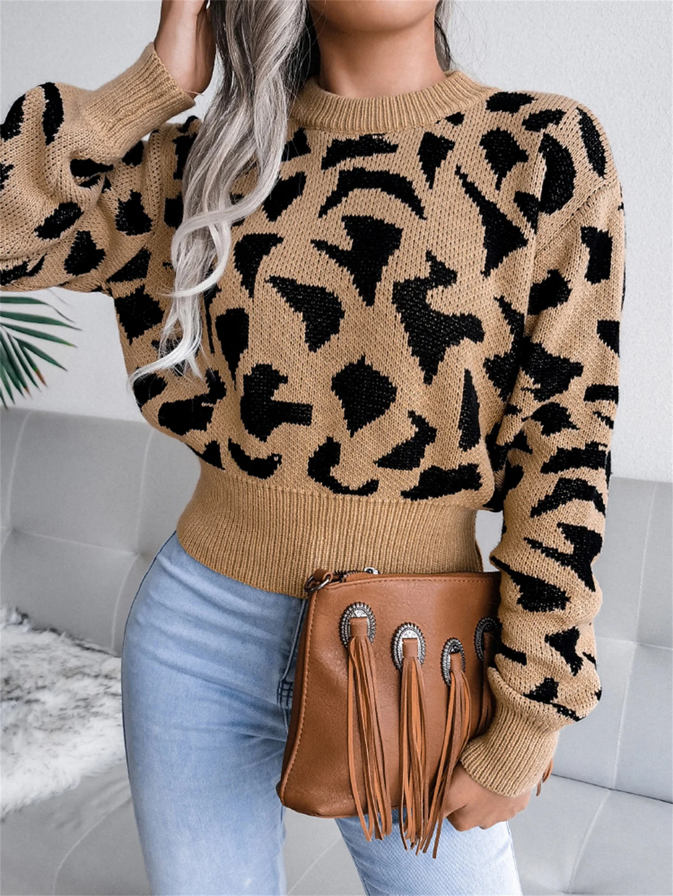 Autumn Winter Round Neck Fashion Leopard Pattern Waist Collection Short Knitted Pullover For Women Sweater Long Sleeve Top Autumn Winter Round Neck Fashion Leopard Pattern Waist Collection Short Knitted Pullover For Women Sweater Long Sleeve Top