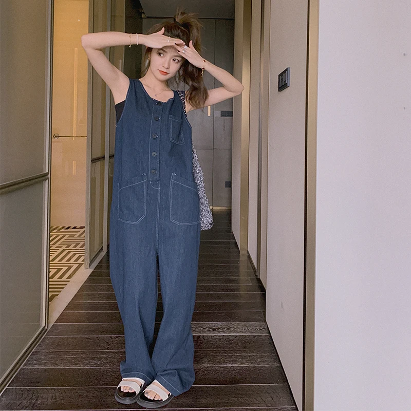 Wide Leg Denim Jumpsuit Women 2023 Summer Streetwear Vintage HipHop Loose Casual Sleeveless One Piece Jeans Overalls Romper 2276
Wide Leg Denim Jumpsuit Women 2023 Summer Streetwear Vintage HipHop Loose Casual Sleeveless One Piece Jeans Overalls Romper 2276