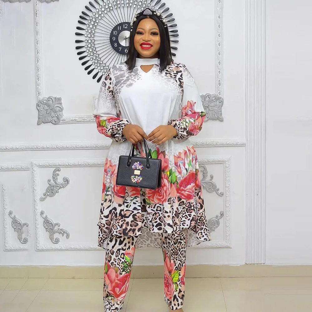 African Suit Summer Fashion Style African Women Long Sleeve O-neck Printing Polyester Two Pieces Sets Top and Pant
African Suit Summer Fashion Style African Women Long Sleeve O-neck Printing Polyester Two Pieces Sets Top and Pant