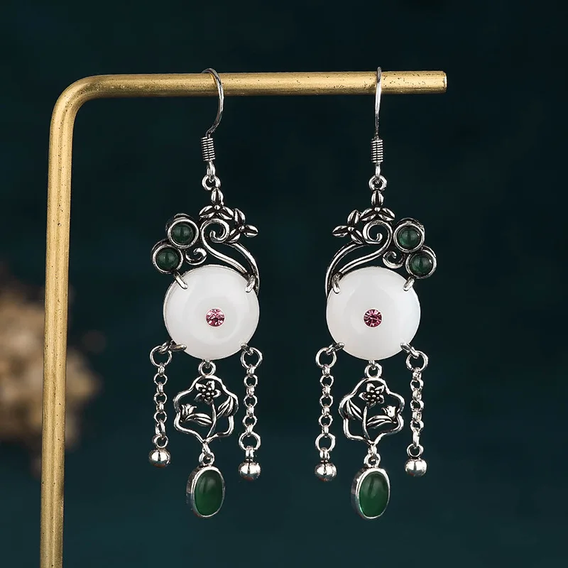 Retro Old Thai Silver Earrings National Trend Su Inlaid Synthetic Jade Earring Hanfu Cheongsam Fairy Earrings Women Jewelry 60MM
Retro Old Thai Silver Earrings National Trend Su Inlaid Synthetic Jade Earring Hanfu Cheongsam Fairy Earrings Women Jewelry 60MM