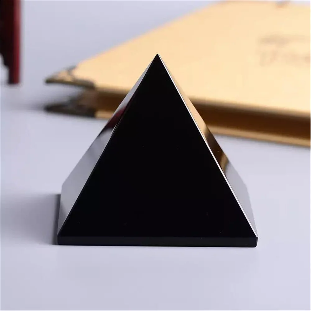 Natural CrYstal Pyramid Obsidian Pyramid Original Stone Decoration Office Home Pyramid Decoration
Natural CrYstal Pyramid Obsidian Pyramid Original Stone Decoration Office Home Pyramid Decoration