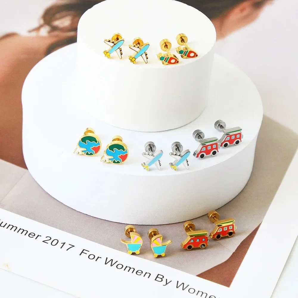 Cute animals, sweet little yellow ducks, airplanes, little pigs, stainless steel electroplating, funny cartoon earrings
Cute animals, sweet little yellow ducks, airplanes, little pigs, stainless steel electroplating, funny cartoon earrings