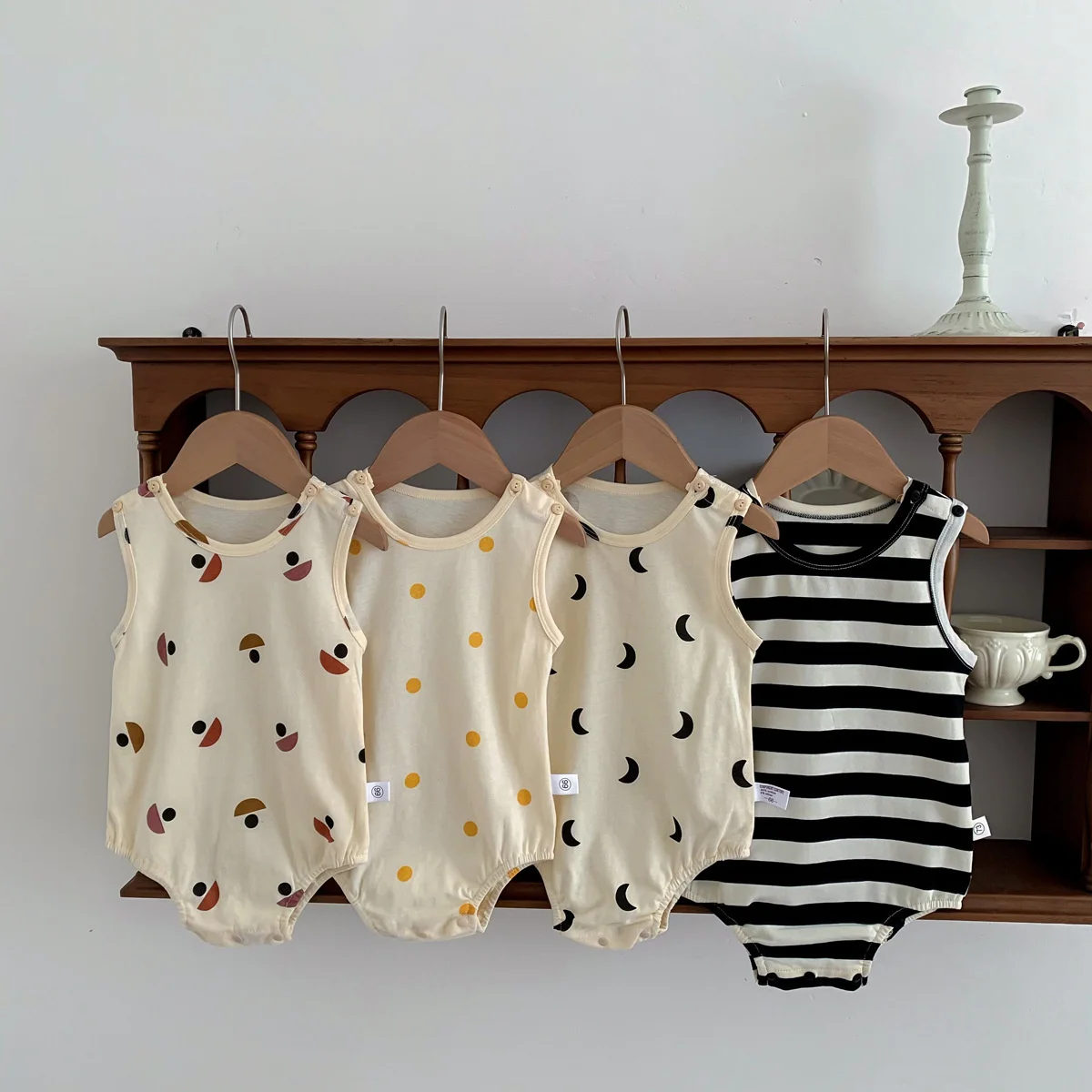 New Baby Newborn Romper Summer Striped Moon Nordic Style Print Sleeveless Baby Boys Rompers Unisex Jumpsuit Clothes
New Baby Newborn Romper Summer Striped Moon Nordic Style Print Sleeveless Baby Boys Rompers Unisex Jumpsuit Clothes