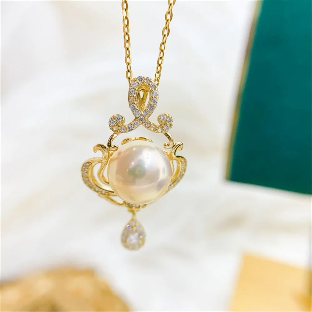 DIY Pearl Accessories S925 Sterling Silver Small Pendant with Empty Holder Gold Silver Necklace Pendant with 8-10mm Beads
DIY Pearl Accessories S925 Sterling Silver Small Pendant with Empty Holder Gold Silver Necklace Pendant with 8-10mm Beads