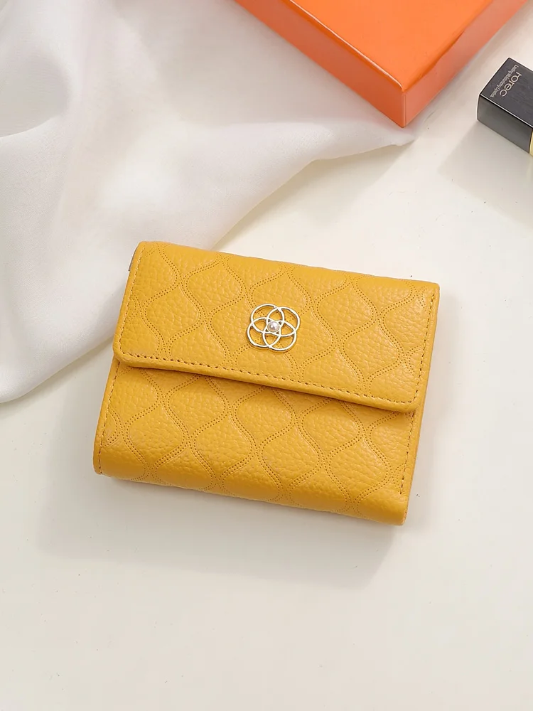 

Casual Soft Cowhide Short Wallet for Women's Yellow Lucky Bag Genuine Leather Sequined Coin Purse Standard Wallets Fashion