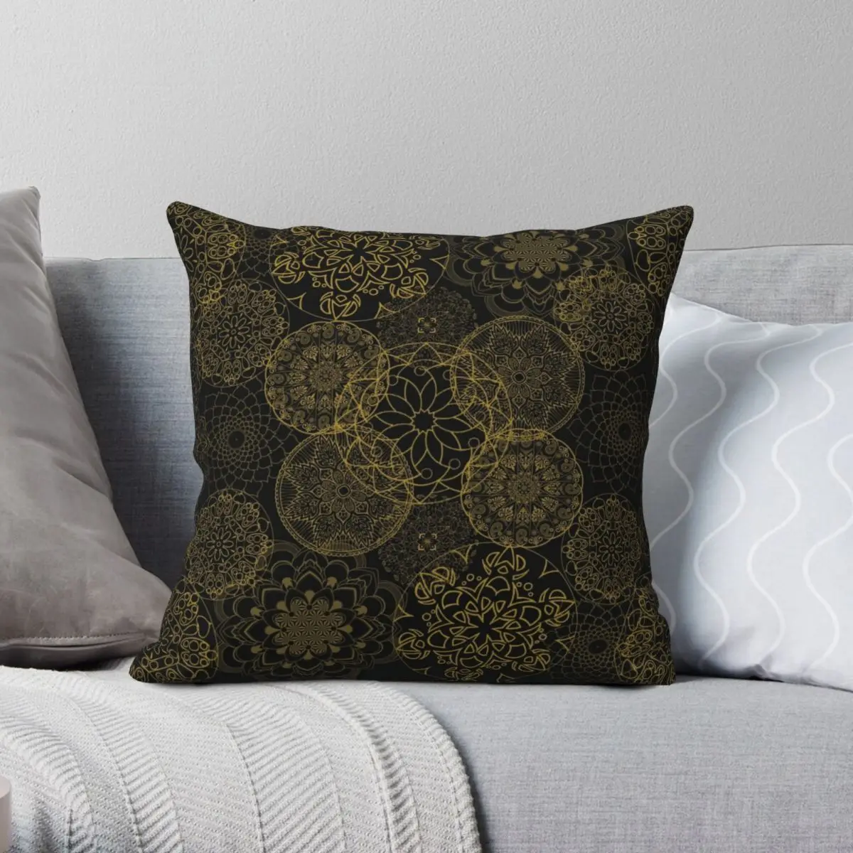 Black And Gold Mandala Pillowcase Polyester Linen Velvet Creative Zip Decor Pillow Case Home Cushion Cover
Black And Gold Mandala Pillowcase Polyester Linen Velvet Creative Zip Decor Pillow Case Home Cushion Cover