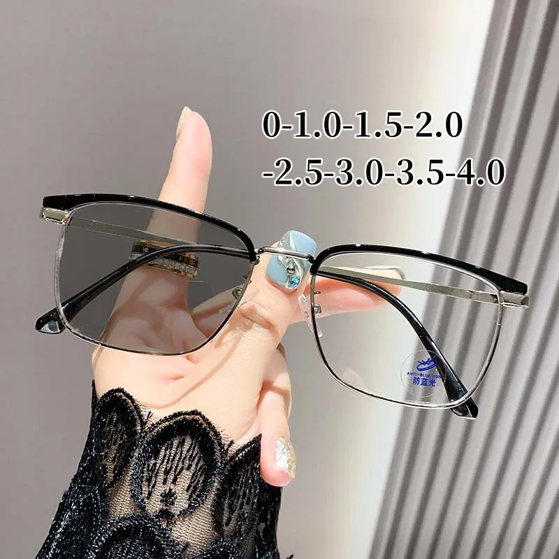 Business Color Changing Myopia Glasses for Men Anti Blue Light Near Sight Eyewear Photochromic Eyeglasses 0-1.0-1.5-2.0-2.5-4.0
Business Color Changing Myopia Glasses for Men Anti Blue Light Near Sight Eyewear Photochromic Eyeglasses 0-1.0-1.5-2.0-2.5-4.0