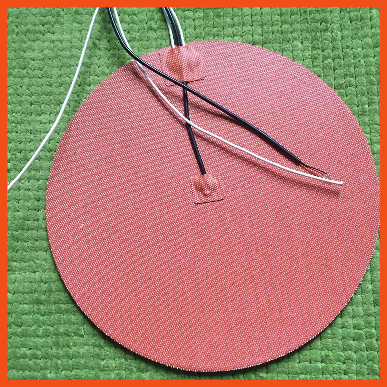 Round Silicone Heater Pad,3D Printer Heater,Heatbed, Industrial Heater 700W 230V Dia 300mm, w/ 3M PSA & NTC 100K Thermistor
Round Silicone Heater Pad,3D Printer Heater,Heatbed, Industrial Heater 700W 230V Dia 300mm, w/ 3M PSA & NTC 100K Thermistor