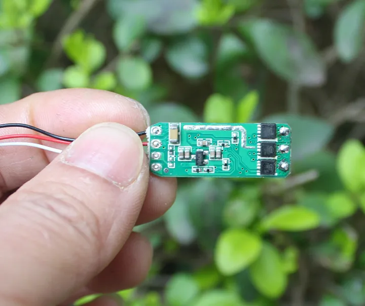 Micro Aviation Model Brushless Electric Adjustment 2S 7-15A Brushless Motor Drive Board
Micro Aviation Model Brushless Electric Adjustment 2S 7-15A Brushless Motor Drive Board