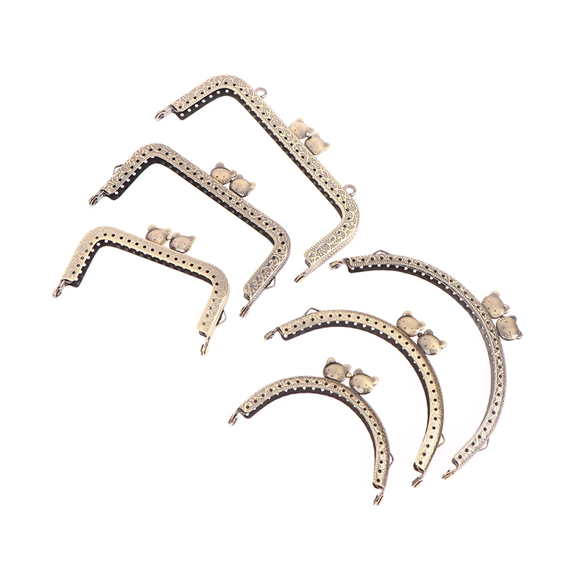 1pc 8.5/10.5/12.5CM Cat Head Metal Purse Frame Handle for Clutch Bag Handbag Making Clasp Lock Bags Accessories
1pc 8.5/10.5/12.5CM Cat Head Metal Purse Frame Handle for Clutch Bag Handbag Making Clasp Lock Bags Accessories
