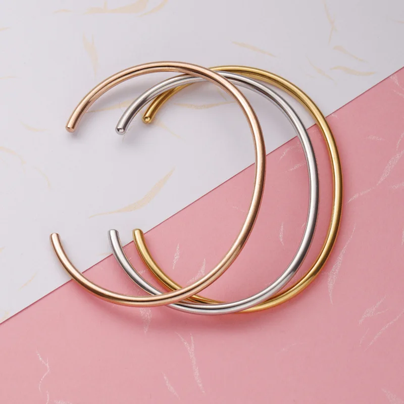 

10pcs foreign trade stainless steel C-shaped opening bracelet jewelry accessories not fade 18k furnace gold personality simple