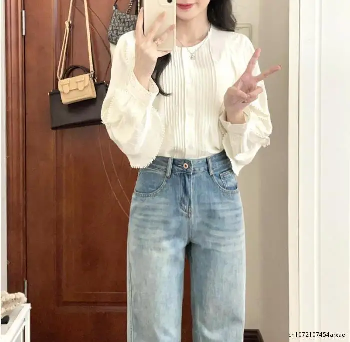 Autumn New Korean Fashion Slim V-Neck Ruffled Long-Sleeved Short Cotton Jacket For Women Clothing Streetwear Veste Femme 
Autumn New Korean Fashion Slim V-Neck Ruffled Long-Sleeved Short Cotton Jacket For Women Clothing Streetwear Veste Femme