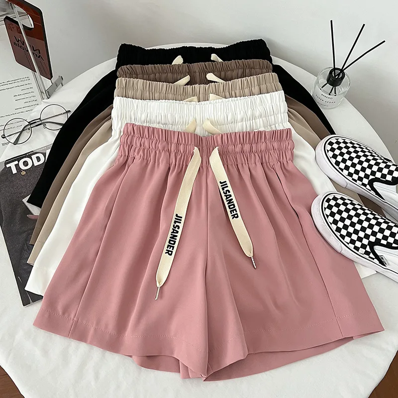 2023 Summer New Korean Style Letter Drawstring Elastic Waistband Slim Wide Leg Shorts Women Casual Hot Shorts Women
2023 Summer New Korean Style Letter Drawstring Elastic Waistband Slim Wide Leg Shorts Women Casual Hot Shorts Women