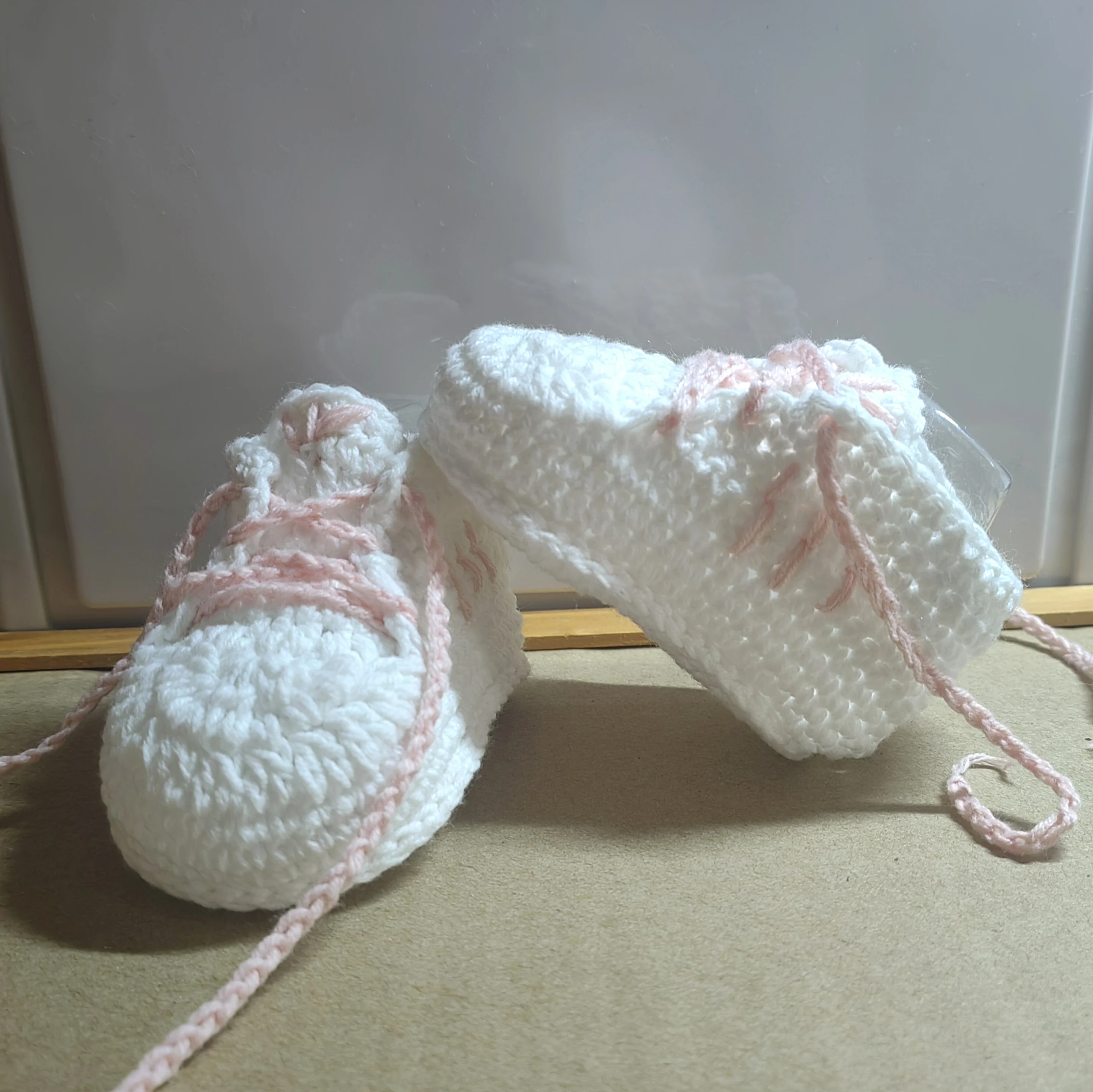 

Детская обувь для новорожденных, обувь для детей, вязаная шерстяная обувь ручной работы, носки с вышивкой, Мультяшные детские ходунки