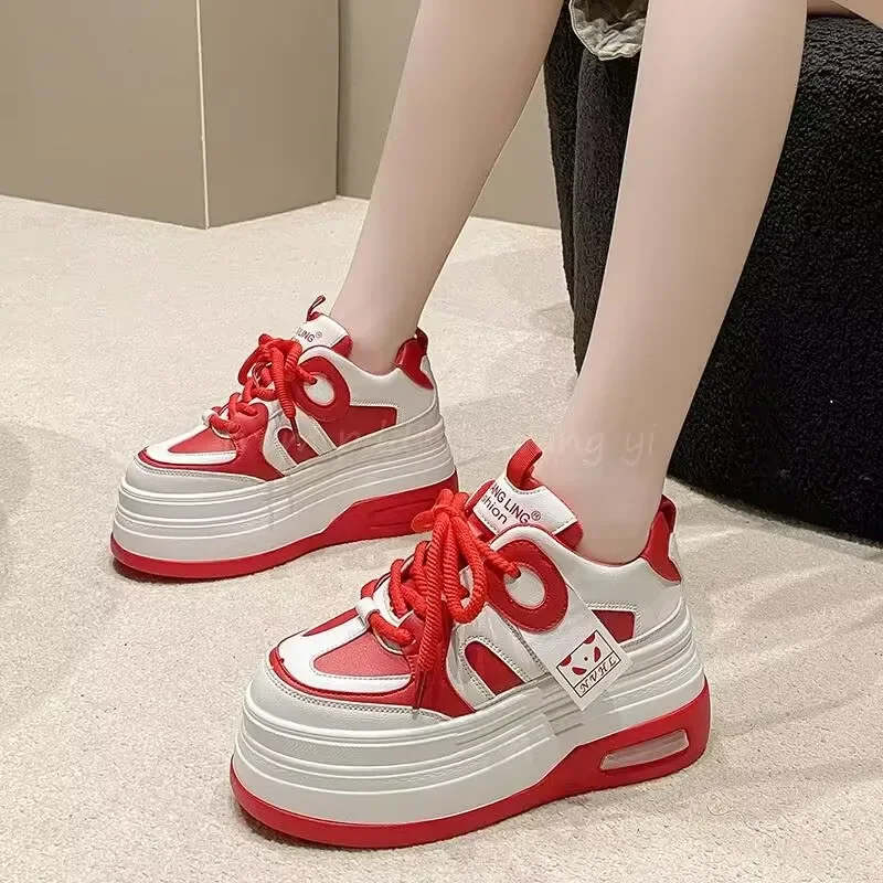Sneakers 2024 New Fashion Wedge Platform Casual Sports Shoes Women Lace-up Mesh Breathable Women's Vulcanized Shoes zapatillas
Sneakers 2024 New Fashion Wedge Platform Casual Sports Shoes Women Lace-up Mesh Breathable Women's Vulcanized Shoes zapatillas