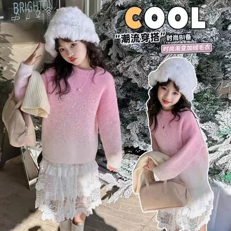Autumn and Winter New Girl Fashion Gradient Color Imitation Mink Plush Thickened Sweater Children's Peach Pink Sweet Knitted Top
Autumn and Winter New Girl Fashion Gradient Color Imitation Mink Plush Thickened Sweater Children's Peach Pink Sweet Knitted Top