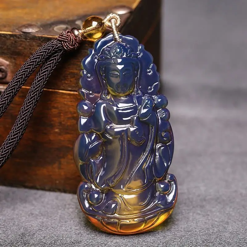 Natural Dominican 5A Blue Pearl pendant Amber Guanyin pendant to keep men and women safe sweater chain
Natural Dominican 5A Blue Pearl pendant Amber Guanyin pendant to keep men and women safe sweater chain