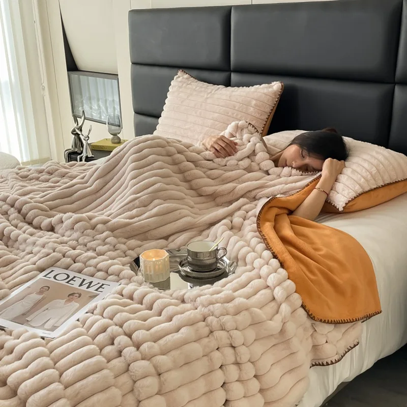 Faux Rabbit Fur Winter Warm Blanket Soft Thicken Sofa Blanket for Throw Home Comfortable Plush Blankets for Beds
Faux Rabbit Fur Winter Warm Blanket Soft Thicken Sofa Blanket for Throw Home Comfortable Plush Blankets for Beds