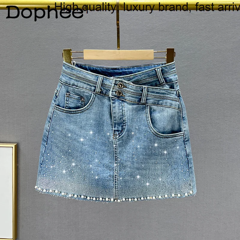 Denim Rhinestone Short Women Streetwear Hip Mini Skirt 2023 New Summer High Waist Slimming Beaded A- Line One-Step Faldas
Denim Rhinestone Short Women Streetwear Hip Mini Skirt 2023 New Summer High Waist Slimming Beaded A- Line One-Step Faldas