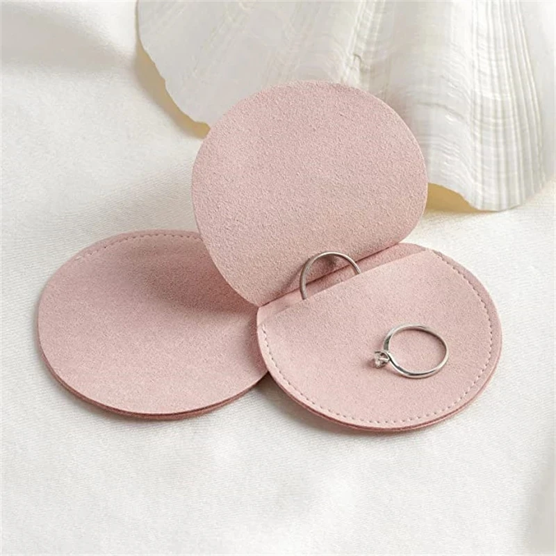 SheepSew Jewelry Pouch, 20pcs 7x7cm Luxury Microfiber Gift Bags Necklace Earrings Rings Flap Round Small Chic Package Gift Bag
SheepSew Jewelry Pouch, 20pcs 7x7cm Luxury Microfiber Gift Bags Necklace Earrings Rings Flap Round Small Chic Package Gift Bag