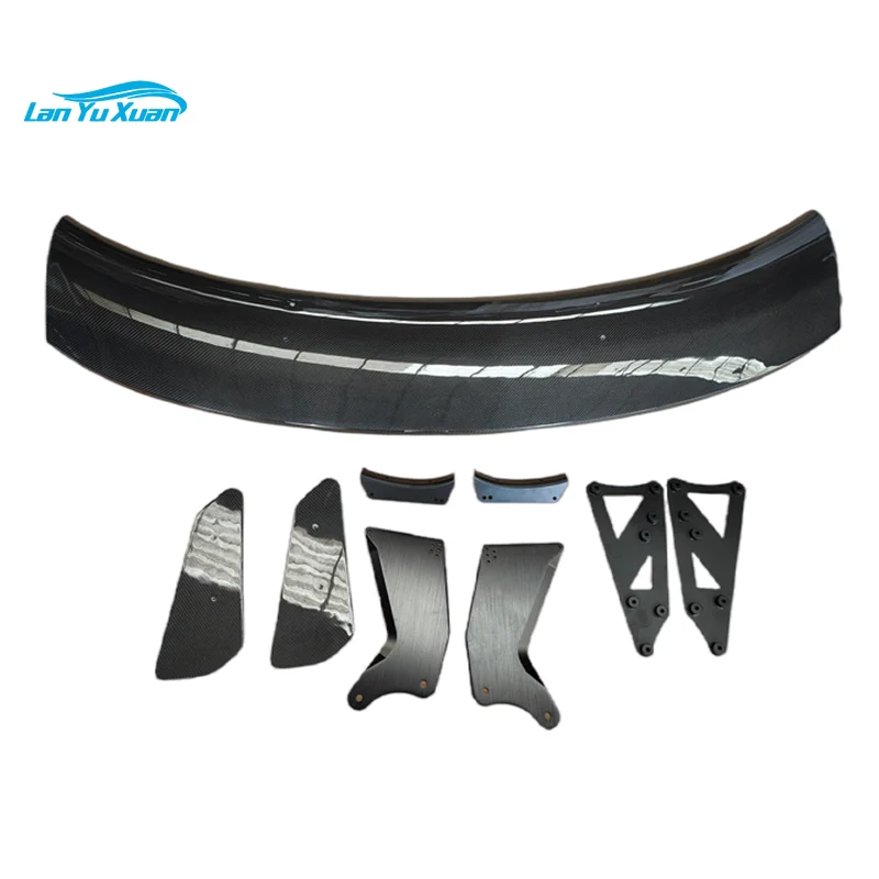 GT4 type carbon fiber rear fender, applicable to McLaren 570s 570GT 540c rear spoiler
GT4 type carbon fiber rear fender, applicable to McLaren 570s 570GT 540c rear spoiler