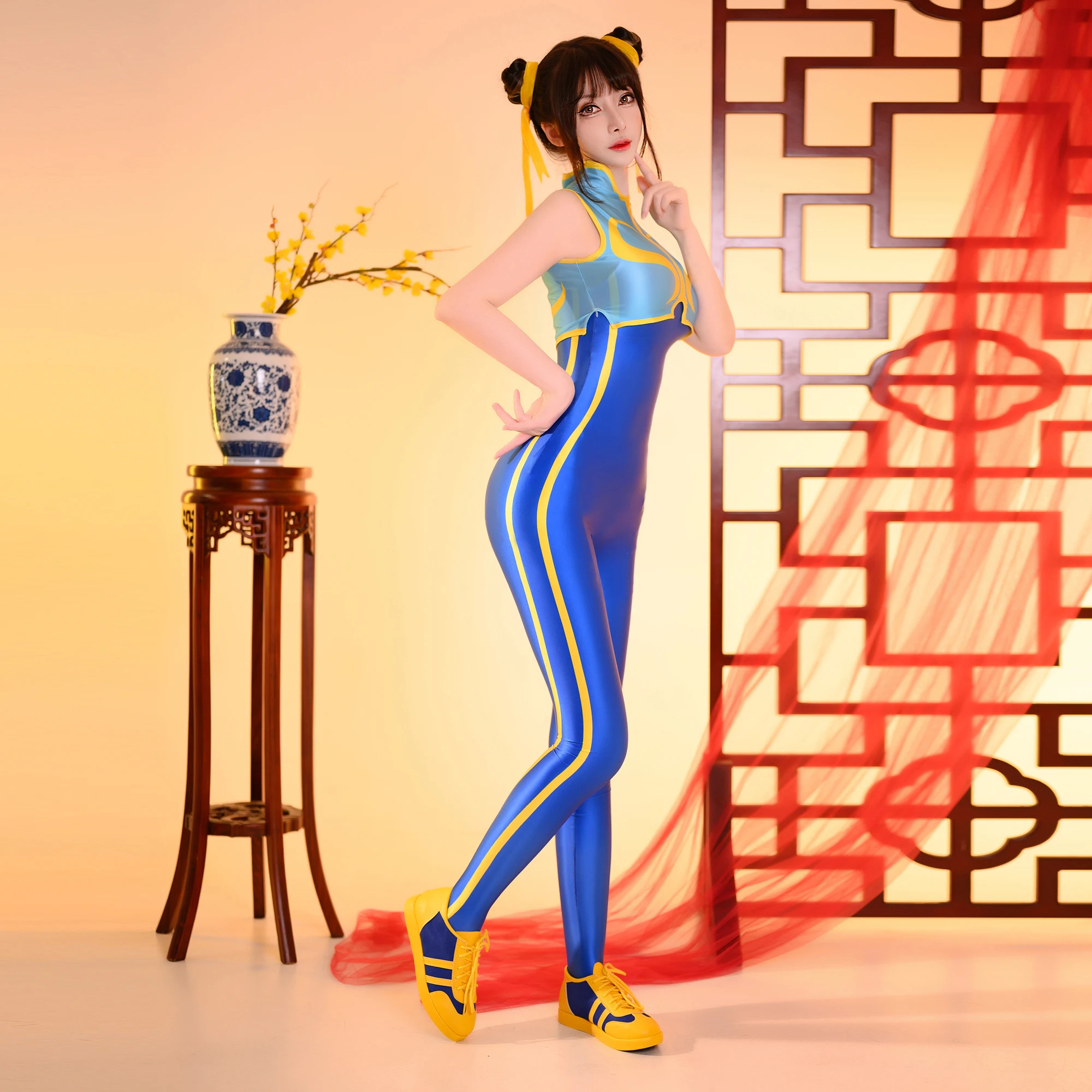 Уличный истребитель Chunli для косплея, облегающий топ из 2 частей, сиамский глянцевый купальник, сиамский костюм
Уличный истребитель Chunli для косплея, облегающий топ из 2 частей, сиамский глянцевый купальник, сиамский костюм