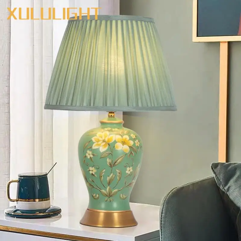 Living Room Flower Ceramic Table Lamp Bedroom Bedside Table Study Retro Lighting Decoration Blue And White Porcelain Table Lamp
Living Room Flower Ceramic Table Lamp Bedroom Bedside Table Study Retro Lighting Decoration Blue And White Porcelain Table Lamp
