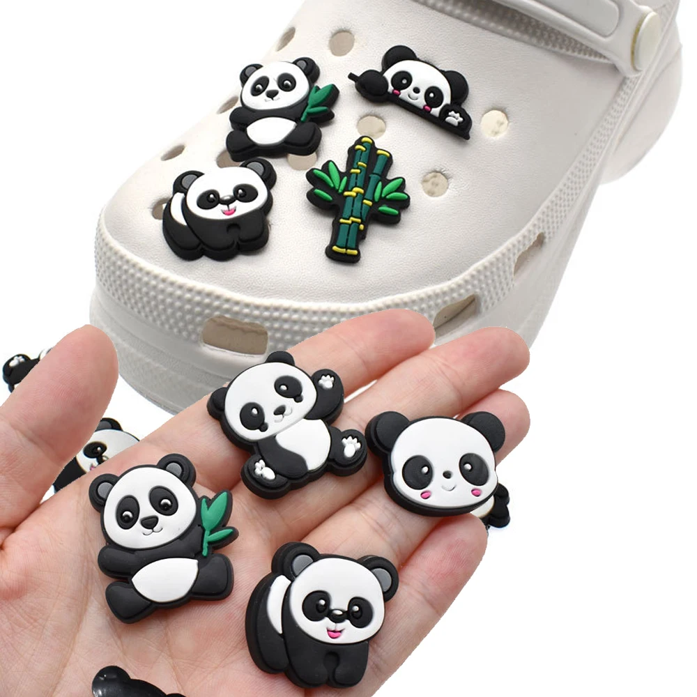 Wholesale 1pcs PVC Shoe Accessories for Crocs Charms Panda Badge Women Clogs Buckle Kids Pins Decoration Jeans X-mas Gift 
Wholesale 1pcs PVC Shoe Accessories for Crocs Charms Panda Badge Women Clogs Buckle Kids Pins Decoration Jeans X-mas Gift
