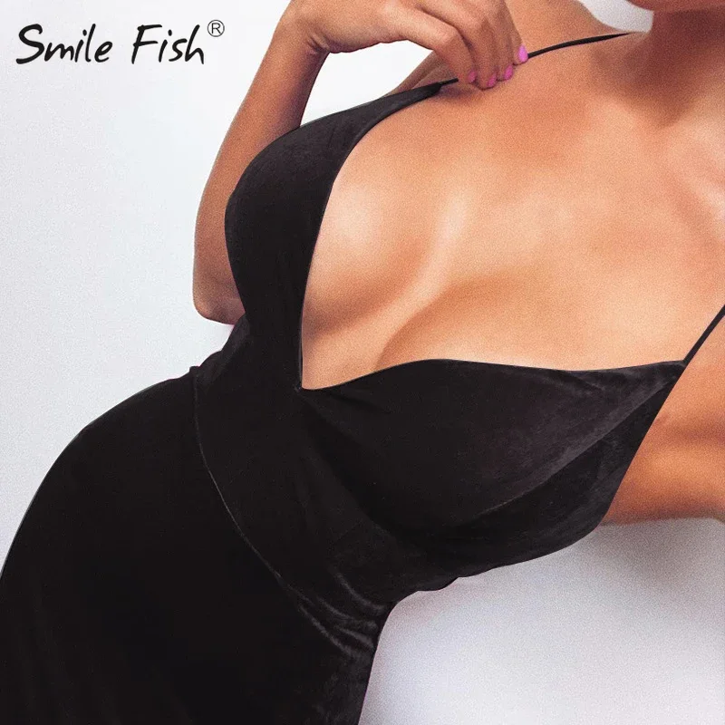 Spaghetti Strap Backless Purple Velvet Dress Women Sexy Bodycon Midi Dresses New Party Club Mujer V-Neck Blue Slim Dress GV719
Spaghetti Strap Backless Purple Velvet Dress Women Sexy Bodycon Midi Dresses New Party Club Mujer V-Neck Blue Slim Dress GV719