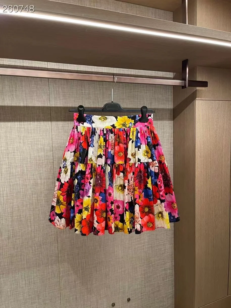 Fyion Fashion Women Mini Skirts 2022 Spring Runway Luxury Brand European Design Party Style Flowers Printi Skirt
Fyion Fashion Women Mini Skirts 2022 Spring Runway Luxury Brand European Design Party Style Flowers Printi Skirt