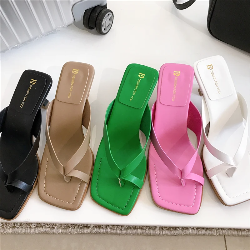 2022 Fashion Green Brand Rivet Women Slippers Thin High Heel Square Toe Ladies Elegant Sandal Shoes Narrow Band Slides Mujer
2022 Fashion Green Brand Rivet Women Slippers Thin High Heel Square Toe Ladies Elegant Sandal Shoes Narrow Band Slides Mujer