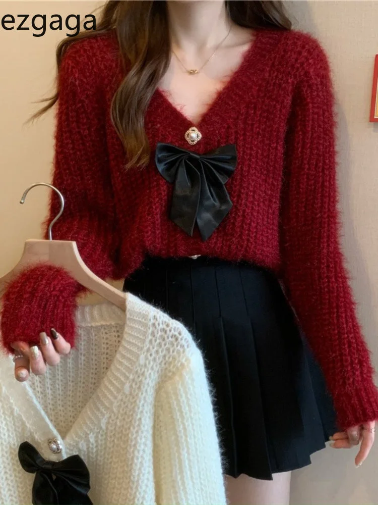 Women Bow V Neck Long Sleeve Sweater Single Breasted Autumn Winter Outwear Loose Vintage Elegant Female Knit Top
Women Bow V Neck Long Sleeve Sweater Single Breasted Autumn Winter Outwear Loose Vintage Elegant Female Knit Top