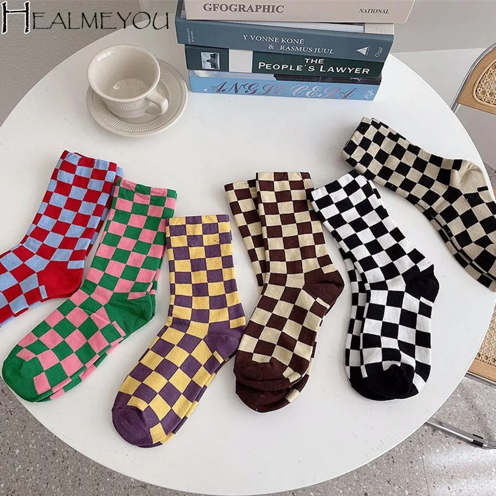 

Japanese Soft Girls Geometry Streetwear Hip Pop College Style Socks Korea Checkerboard Socks Female Hosiery Mid-tube Sock