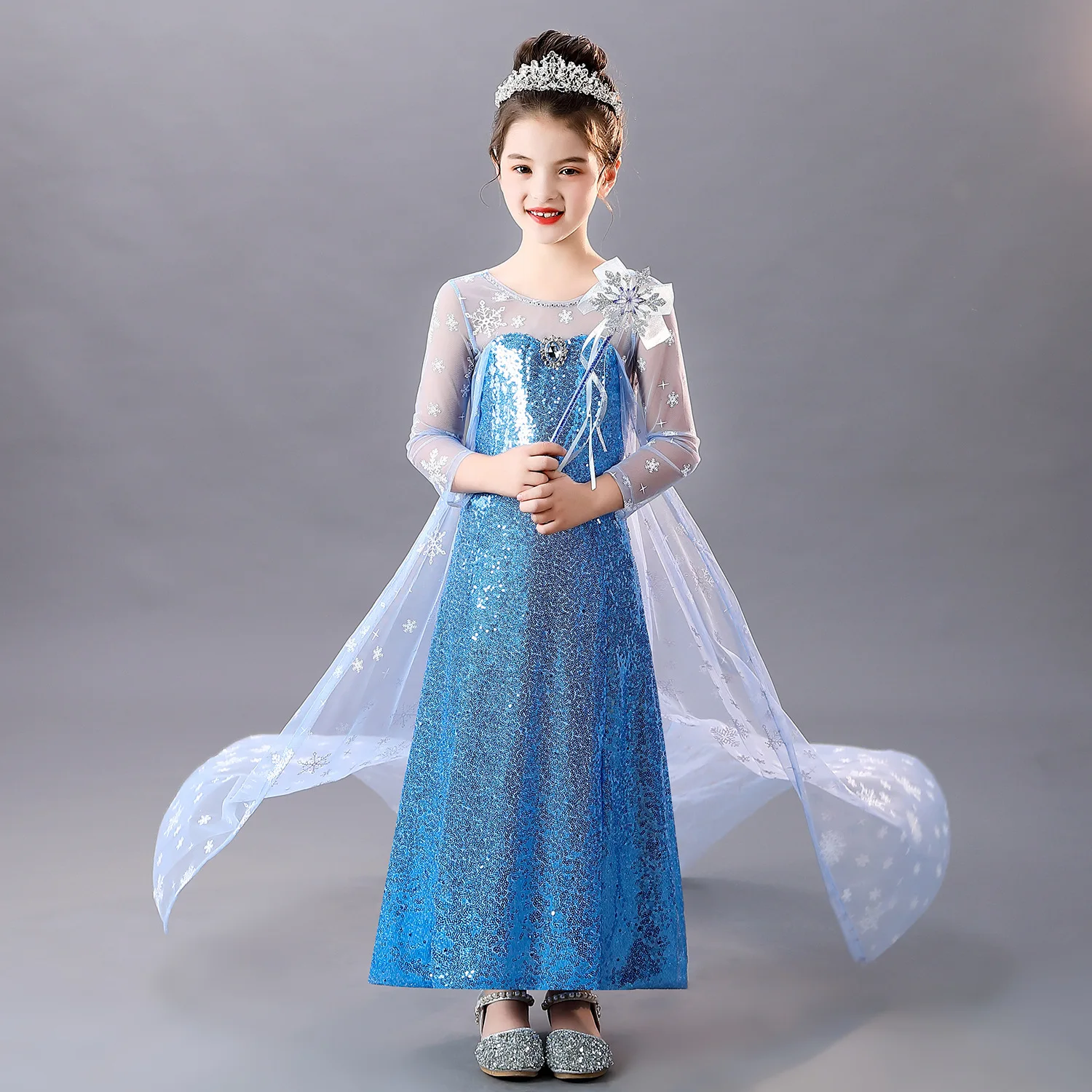 Children Sequins Princess Dresses for Girls Christmas Dress Up Costume Elsa Elegant New Kids Nativity Party Dress with Tail
Children Sequins Princess Dresses for Girls Christmas Dress Up Costume Elsa Elegant New Kids Nativity Party Dress with Tail