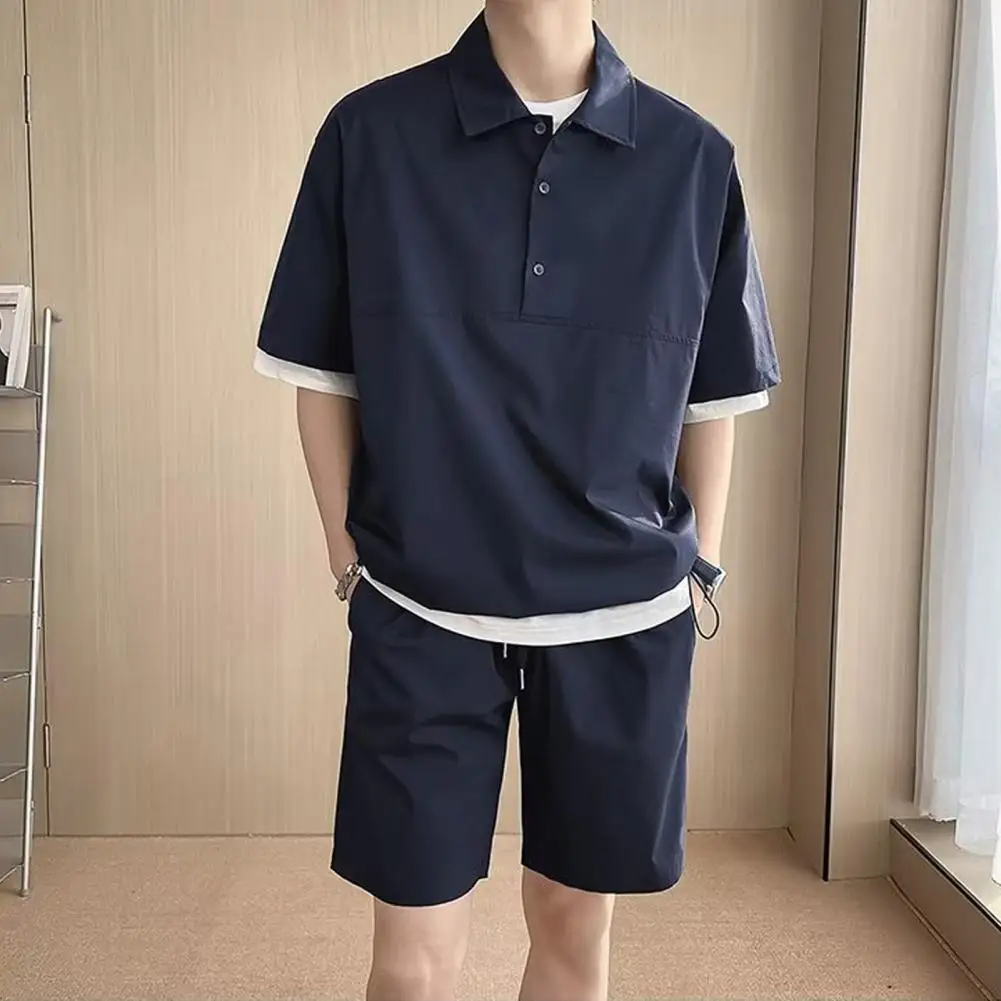Мужской спортивный комплект из рубашки и шорт, Повседневная рубашка с лацканами и эластичным поясом, шорты с карманами и половинной планкой для активного отдыха, 2019 
Мужской спортивный комплект из рубашки и шорт, Повседневная рубашка с лацканами и эластичным поясом, шорты с карманами и половинной планкой для активного отдыха, 2019