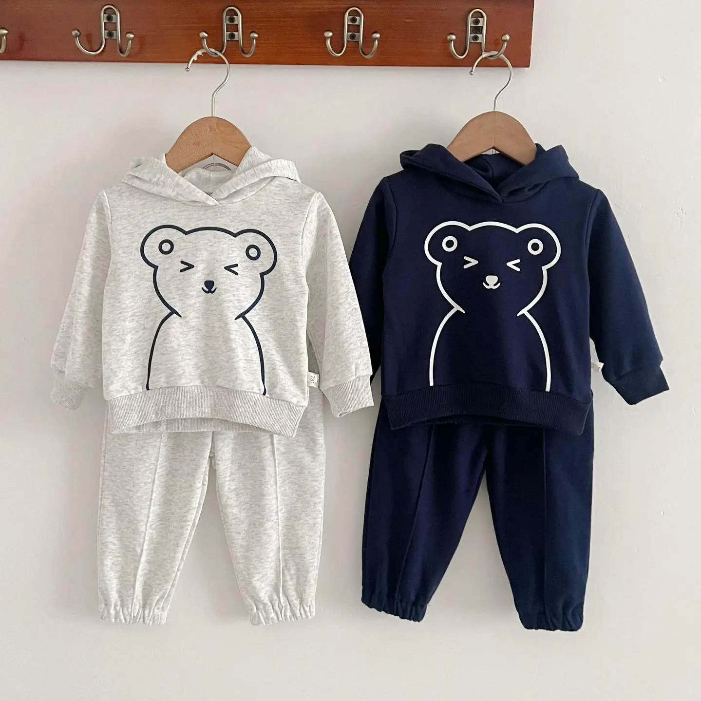 Boy Children Cartoon Bear Sweatshirt Sweatpants Set Autumn Kids Tracksuit Girl Infant Casual Cotton Hoodies + Solid Pants 2pcs
Boy Children Cartoon Bear Sweatshirt Sweatpants Set Autumn Kids Tracksuit Girl Infant Casual Cotton Hoodies + Solid Pants 2pcs