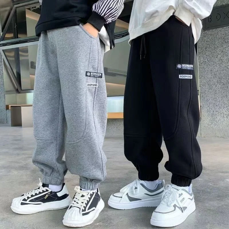 Autumn Kids Letter Sweatpants for Boy Casual Cargo Pant 3+y Young Children Clothing Spring Girl Thin Ankle Length Sport Trousers
Autumn Kids Letter Sweatpants for Boy Casual Cargo Pant 3+y Young Children Clothing Spring Girl Thin Ankle Length Sport Trousers