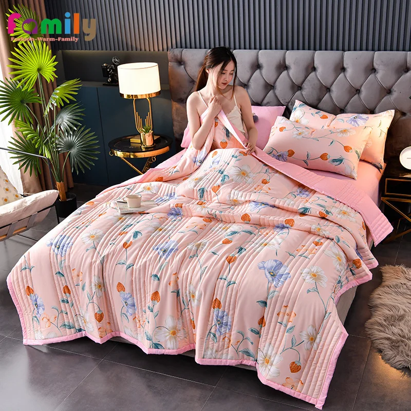 【Stirp Summer Quilt 】 Plaid Duvet for Air-Conditioning Washed Cotton Comforter Summer Thin Air Conditioning Quilt King Bedding
【Stirp Summer Quilt 】 Plaid Duvet for Air-Conditioning Washed Cotton Comforter Summer Thin Air Conditioning Quilt King Bedding