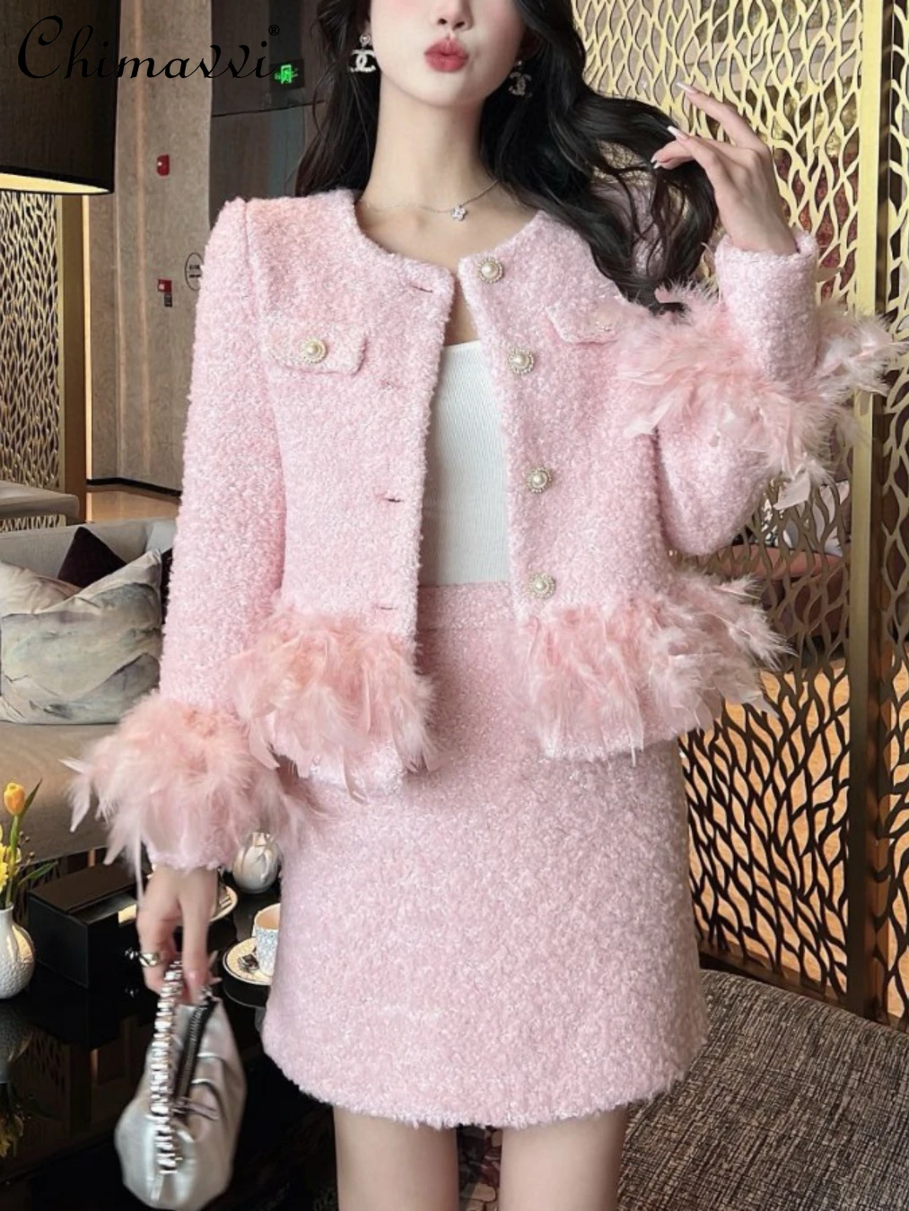 Pink Tweed Feather Fashion Suit 2024 Autumn Winter New High-End Luxury Long Sleeve Coat Skirt Elegant Women's Two-Piece Sets
Pink Tweed Feather Fashion Suit 2024 Autumn Winter New High-End Luxury Long Sleeve Coat Skirt Elegant Women's Two-Piece Sets
