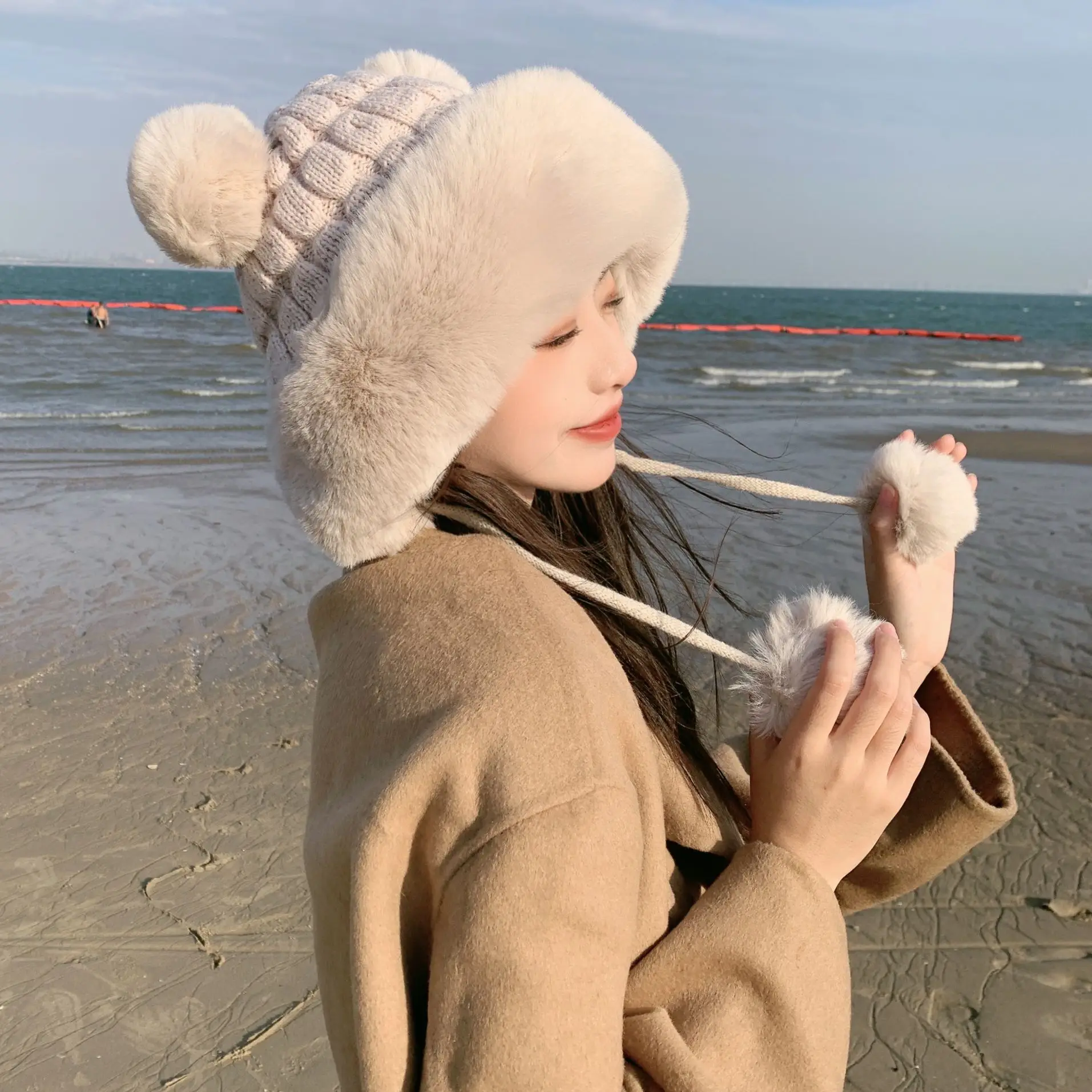 Hat lady winter rabbit hair bear ears wool hat winter outdoor Korean version of all kinds of plush Lei Feng hat sweet cute tide
Hat lady winter rabbit hair bear ears wool hat winter outdoor Korean version of all kinds of plush Lei Feng hat sweet cute tide