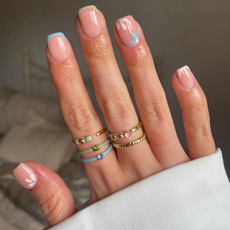 24pcs Short French False Nails Flower Hand-painted Design Fake Nails Full Cover Waterproof Detachable Artificial Press on Nails
24pcs Short French False Nails Flower Hand-painted Design Fake Nails Full Cover Waterproof Detachable Artificial Press on Nails