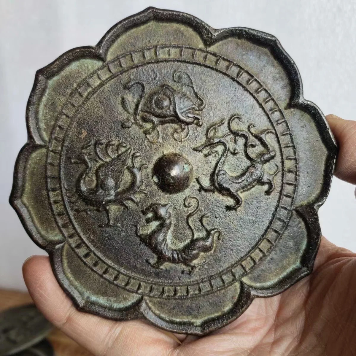 

Antique Old Copper Taoism Collectible Ornament Pure Bronze Four Divine Beasts Sunflower Mirror Home Decor Vintage Feng Shui Gift
