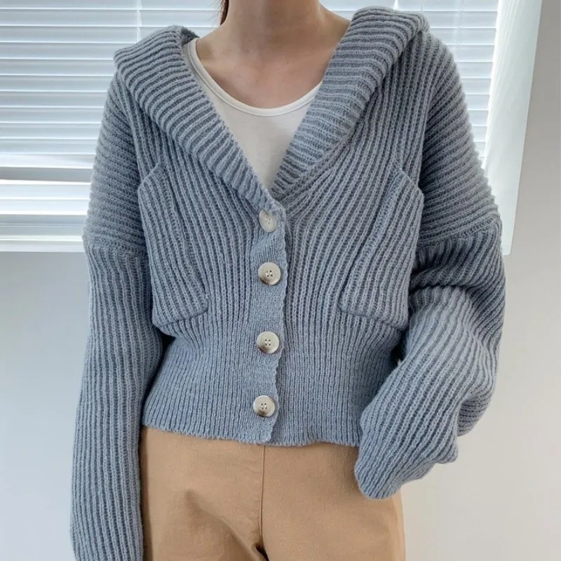 Autumn Winter Women's Cardigan Korean Style The Retro Solid Color V-neck Knitted Cardigan Loose Short Twist Sweater Coats
Autumn Winter Women's Cardigan Korean Style The Retro Solid Color V-neck Knitted Cardigan Loose Short Twist Sweater Coats