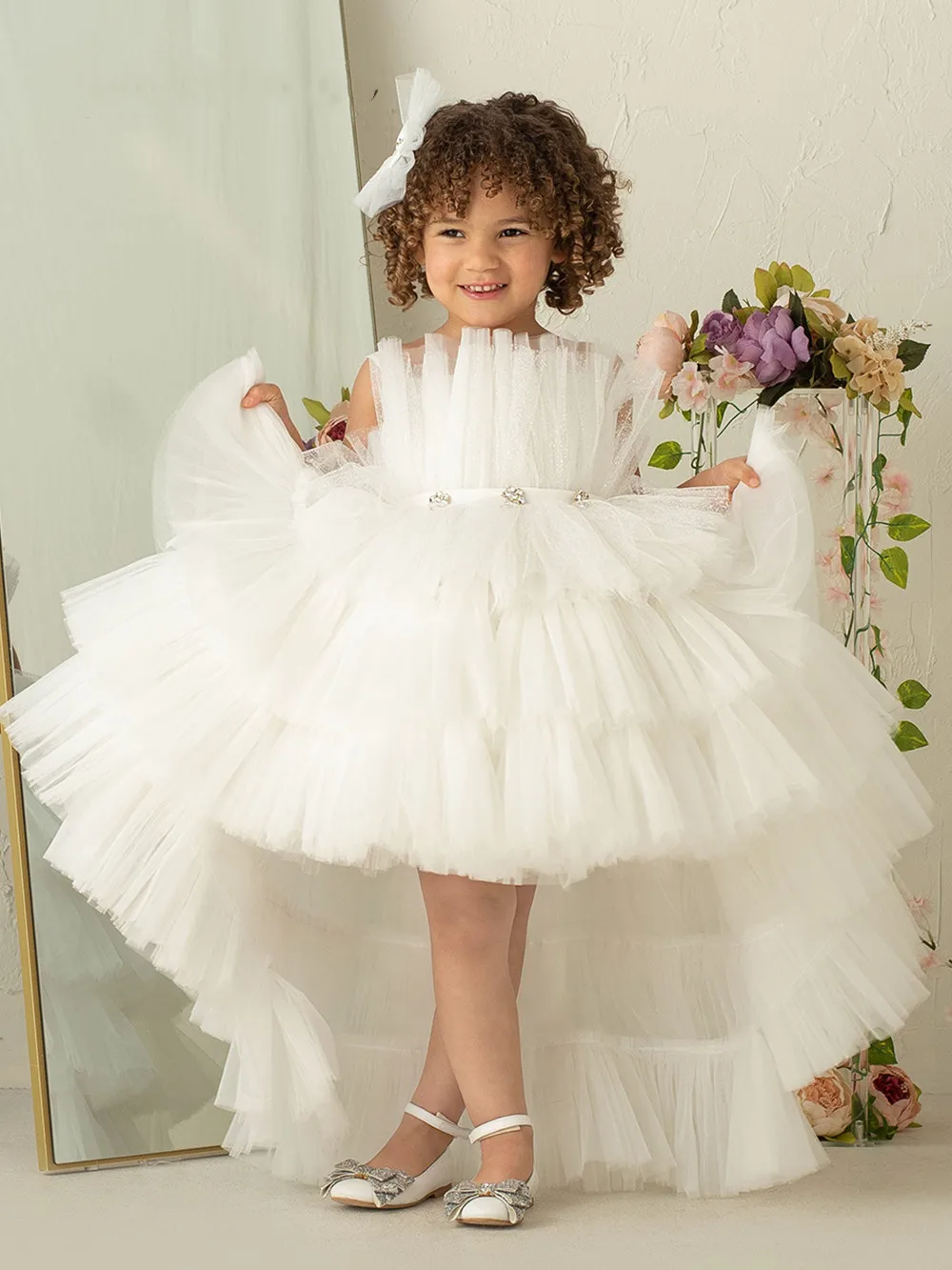 Ivory White Puffy Tulle Flower Girl Dress High-Low First Communion Dress Wedding Party Gown for Girl
Ivory White Puffy Tulle Flower Girl Dress High-Low First Communion Dress Wedding Party Gown for Girl