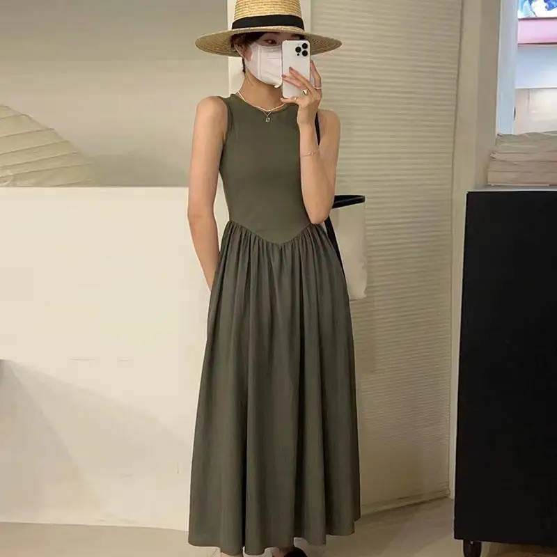 Sleeveless A-line Pleated Long Dress Women's Casual Solid Color Round Neck Slim Fit Korean Chic Summer Straps Dress Vestidos
Sleeveless A-line Pleated Long Dress Women's Casual Solid Color Round Neck Slim Fit Korean Chic Summer Straps Dress Vestidos