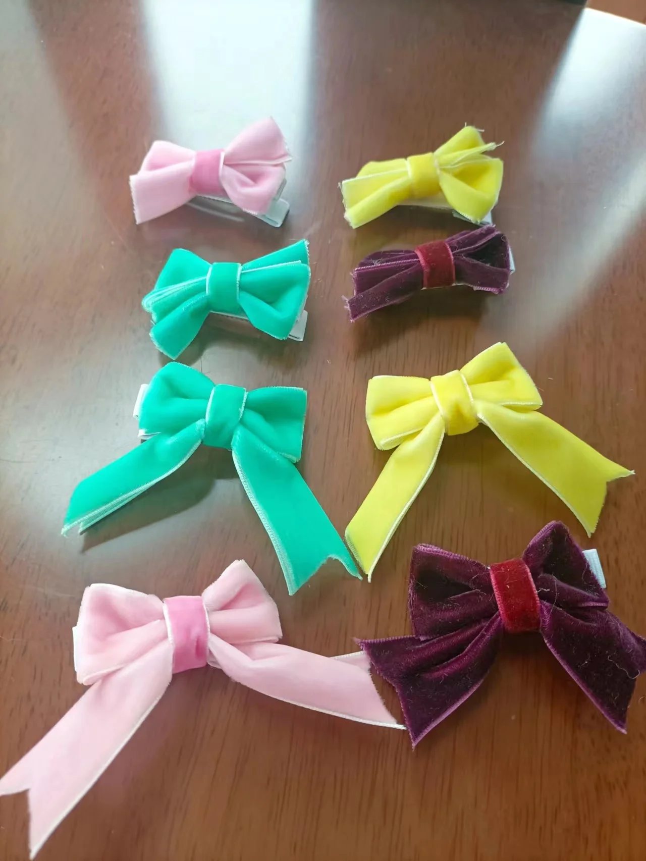 10pcs Fleece Pet Dog Hair Clips Dog Hair Bows Cat Alloy Clips Colorful Grooming Dog Hair Bowknot For Small Dog Puppy Accessories
10pcs Fleece Pet Dog Hair Clips Dog Hair Bows Cat Alloy Clips Colorful Grooming Dog Hair Bowknot For Small Dog Puppy Accessories