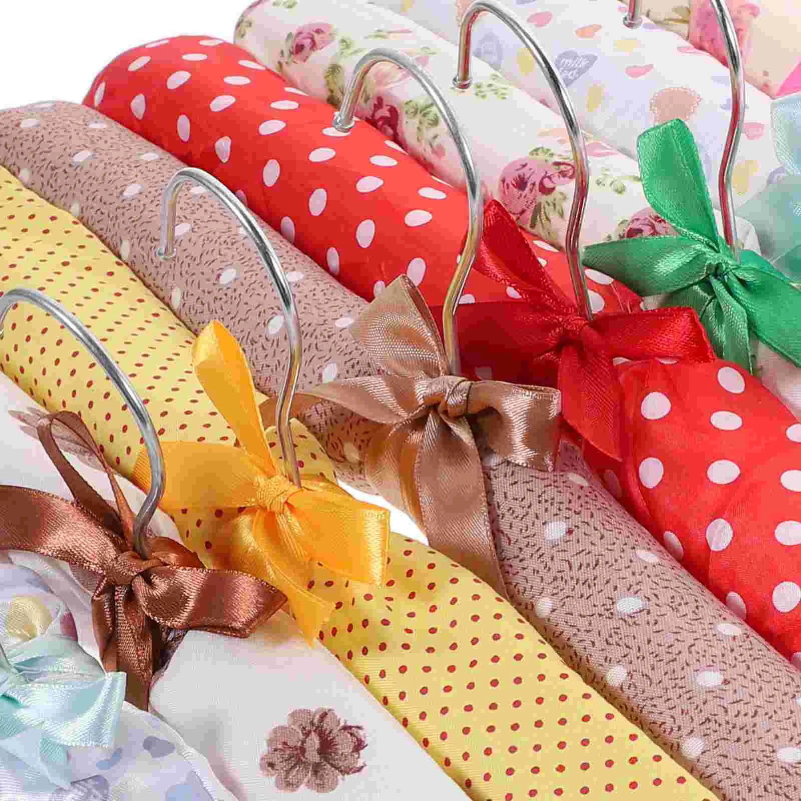 Coat hangers Flower Cloth Non-slip Wood Hangers Pastoral Cloth Hanger Non-Slip Clothes Hangers Drying Rack(Random Color)
Coat hangers Flower Cloth Non-slip Wood Hangers Pastoral Cloth Hanger Non-Slip Clothes Hangers Drying Rack(Random Color)