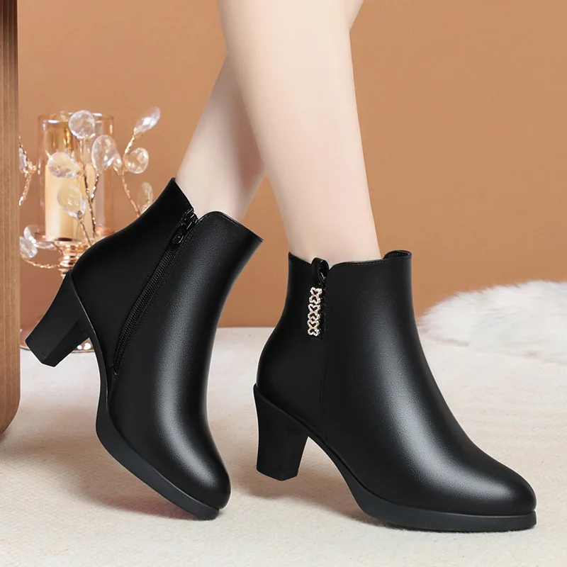 CICIYANG Ankle Boots Women's Autumn Winter Fashion Boots 2023 New FemaleHigh Heels Cotton Shoes Mom Shoes Black 41 Handmade
CICIYANG Ankle Boots Women's Autumn Winter Fashion Boots 2023 New FemaleHigh Heels Cotton Shoes Mom Shoes Black 41 Handmade