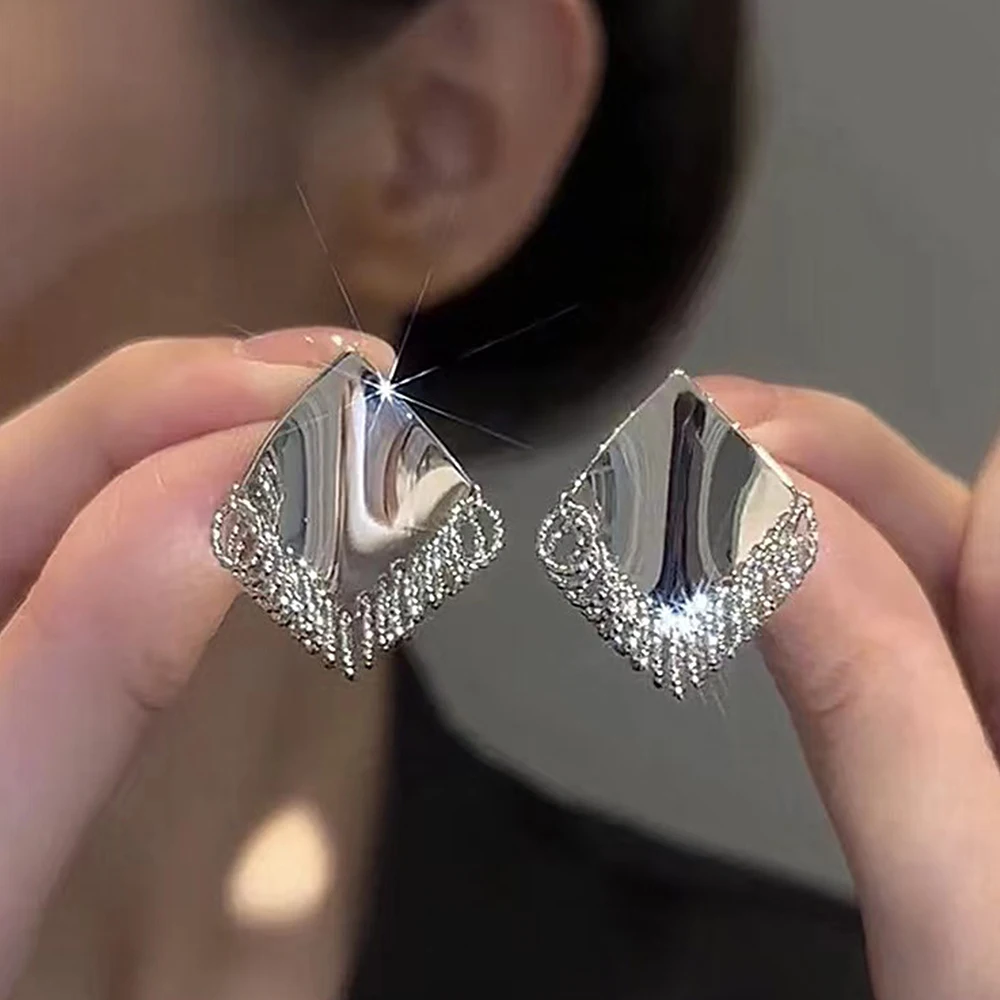 Fashion Heart Earrings Punk Jewelry For Cool Women Girl Friendship Gifts Accessories
Fashion Heart Earrings Punk Jewelry For Cool Women Girl Friendship Gifts Accessories